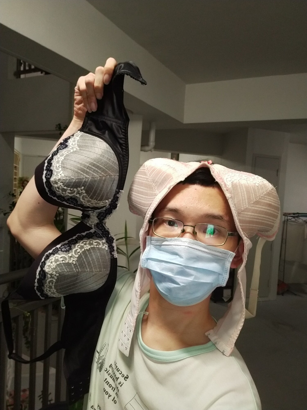 Selfie with 6 gigantic bras. Wacoal F80. #17