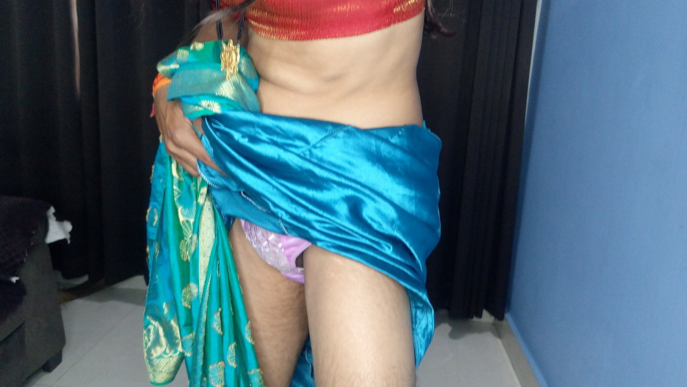 Indian stepmom sexy blou saree and peticot #60