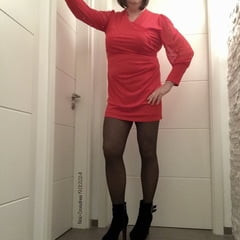 Nicki-Crossdress sexy red Dress, black Tights &amp; Boots
