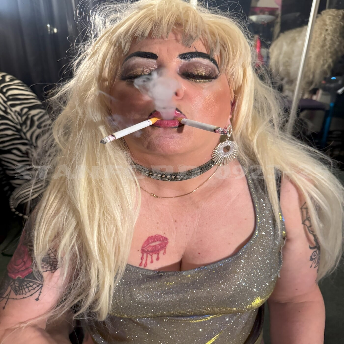 BAD MOM SMOKING #22