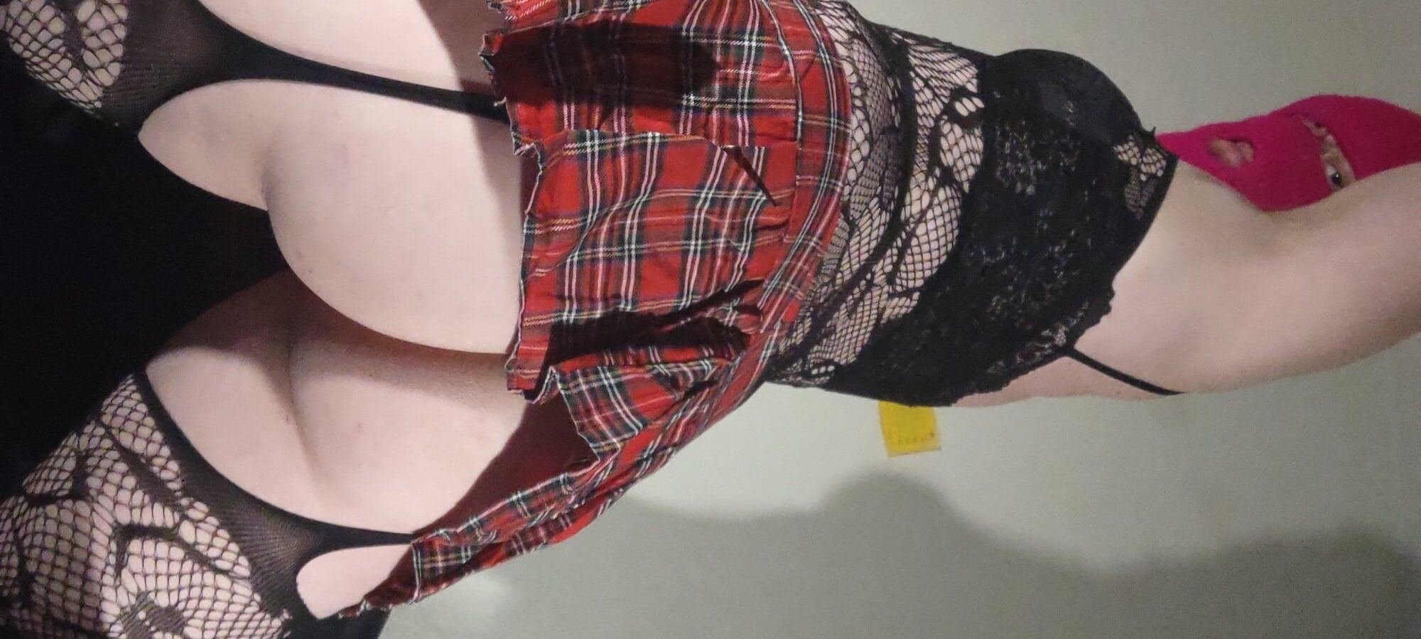 New skirt booty pics #14