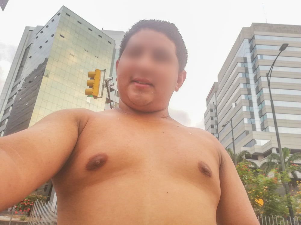 Yop sin Camiseta en las Calles 01 #20