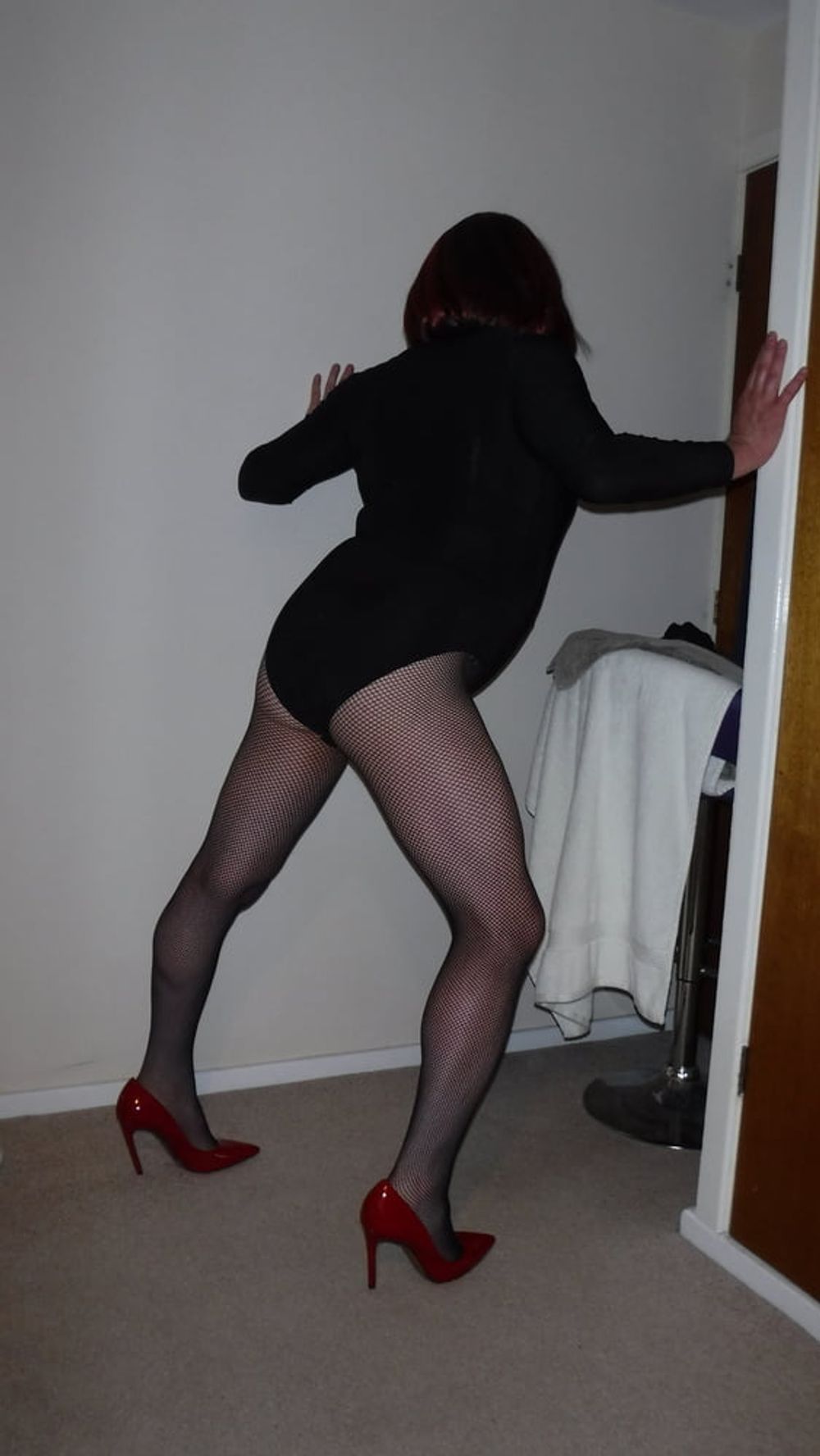 SISSY ROSIE IN FISHNET, RED HEELS AND BODYSUIT #8