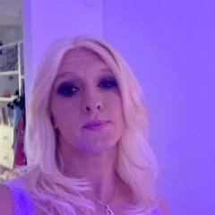Kylie Kiss