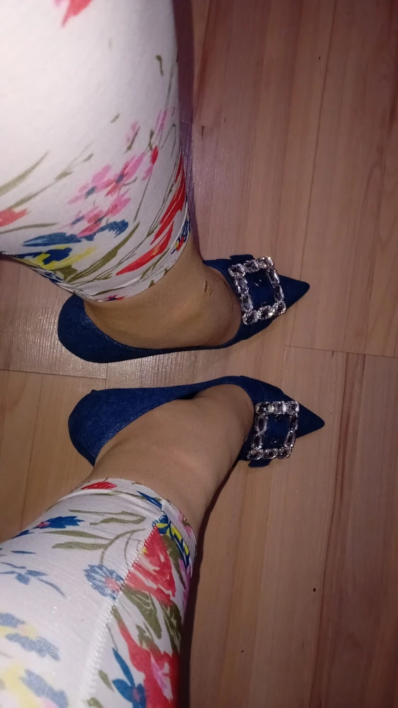 Crossdresser In Sexy Blue Jeans Pointed Toe High Heels #2