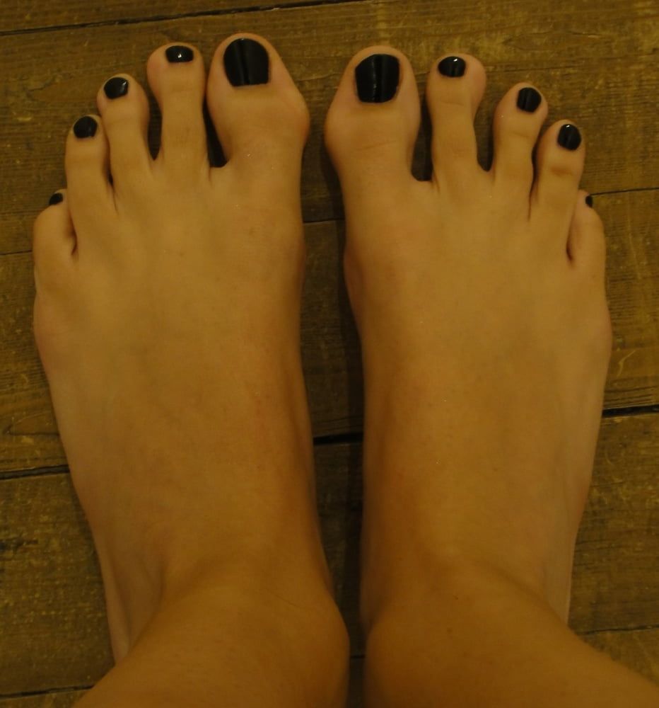 Feet #17