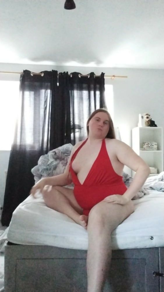 My enormous BBW curves in a sexy red singlet! #42