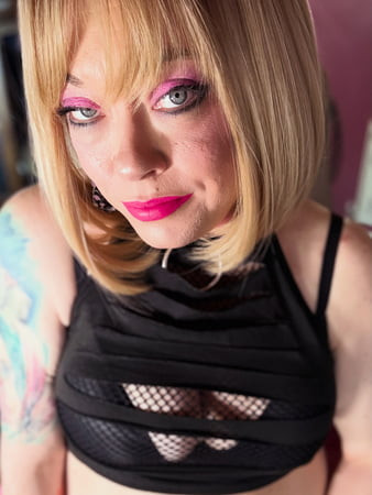 Tina Snua Selfies #229