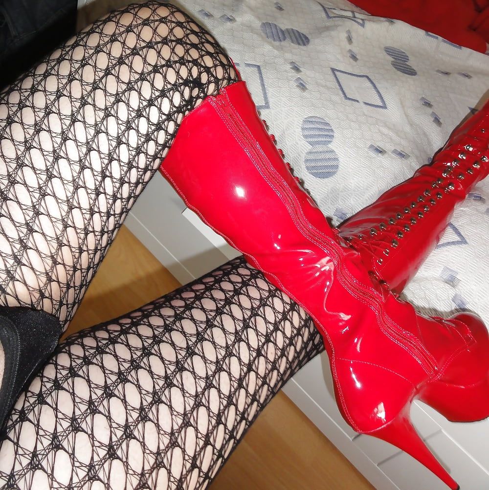 Pleaser Boots