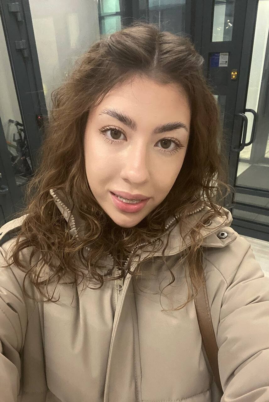 Emma Free Photos #36