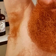 Sweaty ginger pits