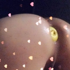 Deep anal shemale
