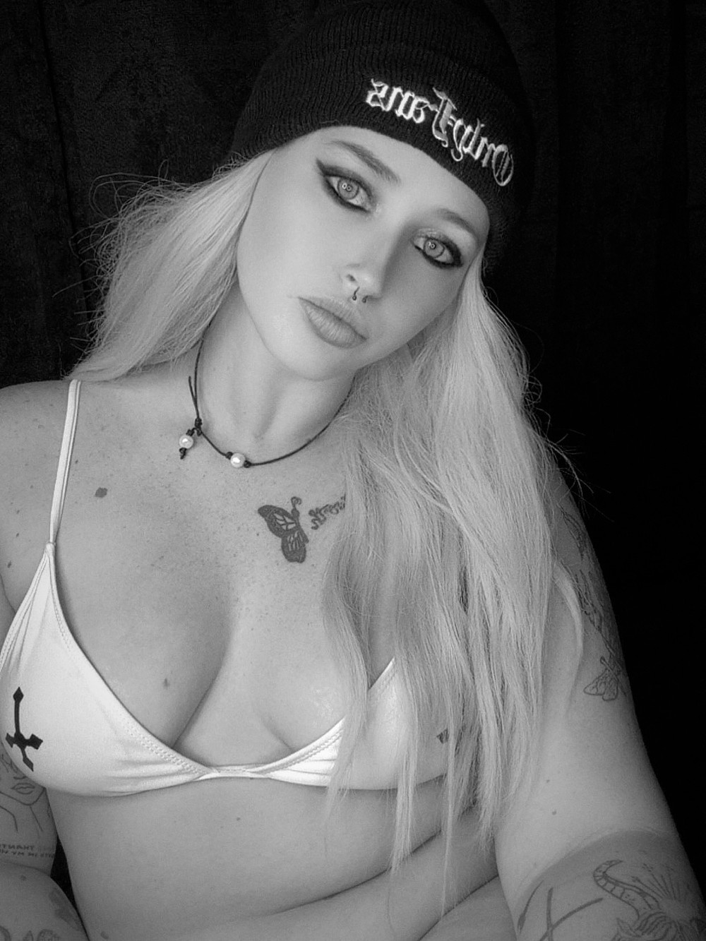 Come see more on my o f link in bio !  #3