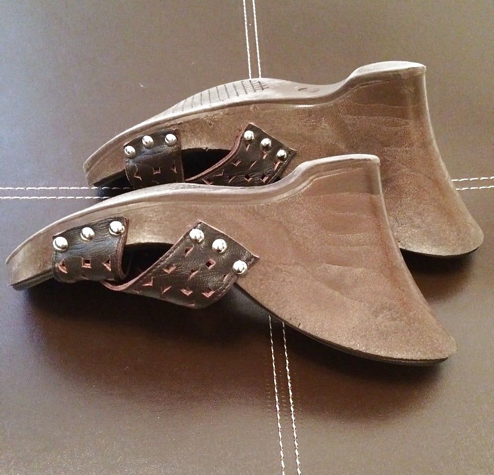 Bata Leather Wedges Mules creamed #7