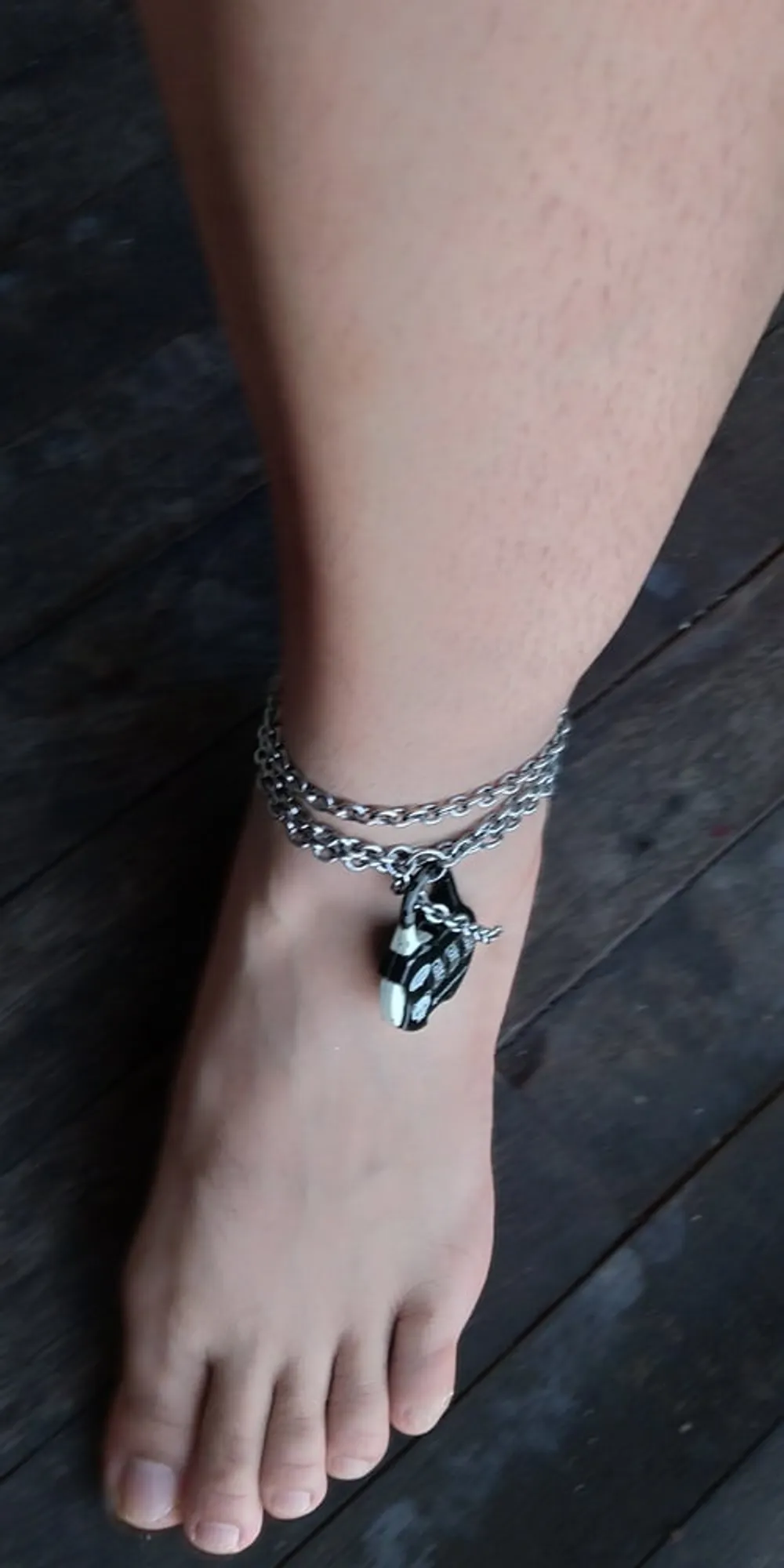 foot, key, chain #9