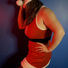 Sexy Chubby BBW Christmas Shoot!