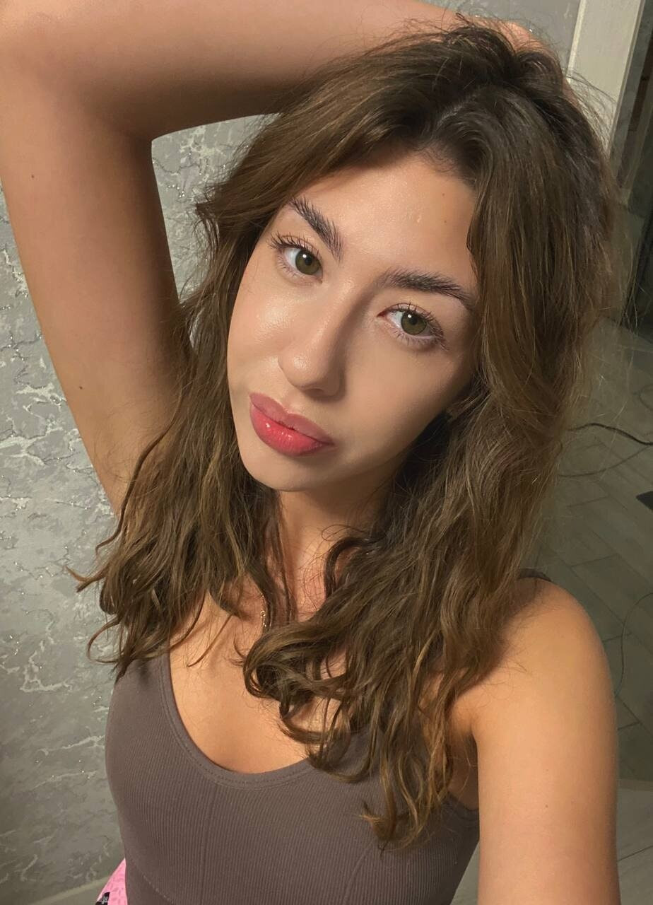 Emma Free Photos #45