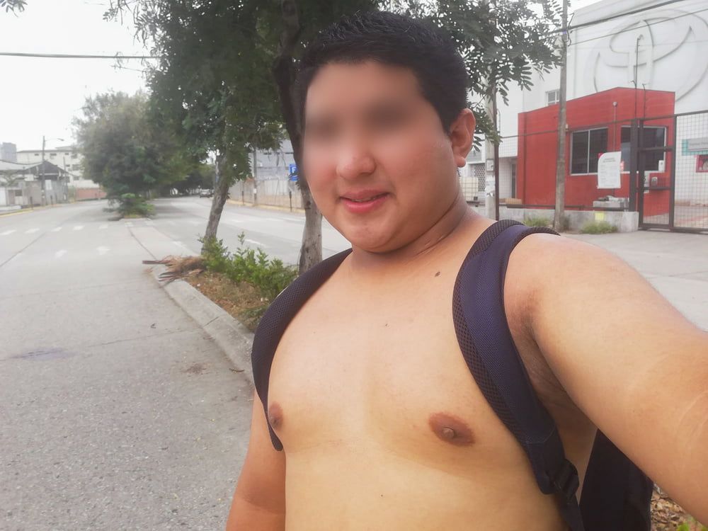 Yop sin Camiseta en las Calles 02 #4