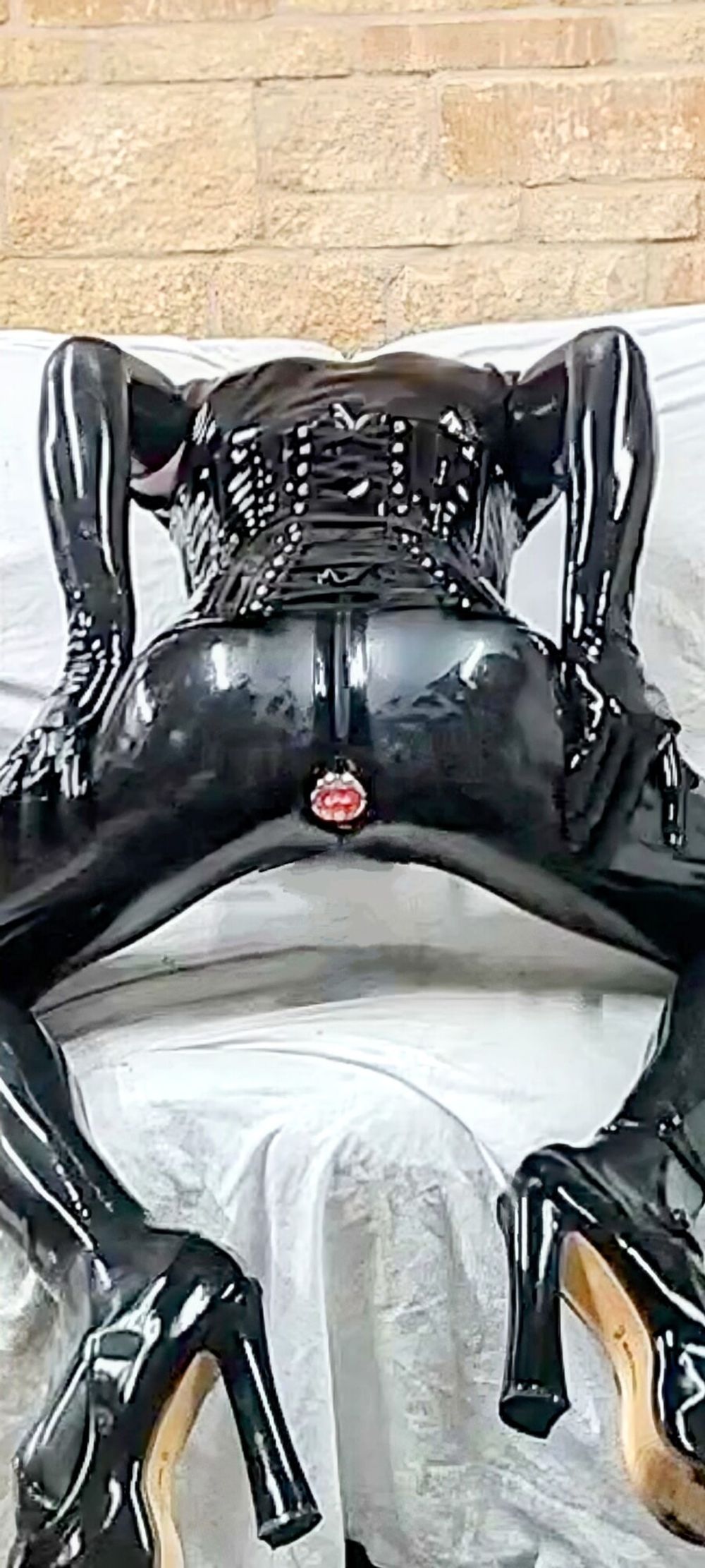 Alison in Rubber and pvc  #8