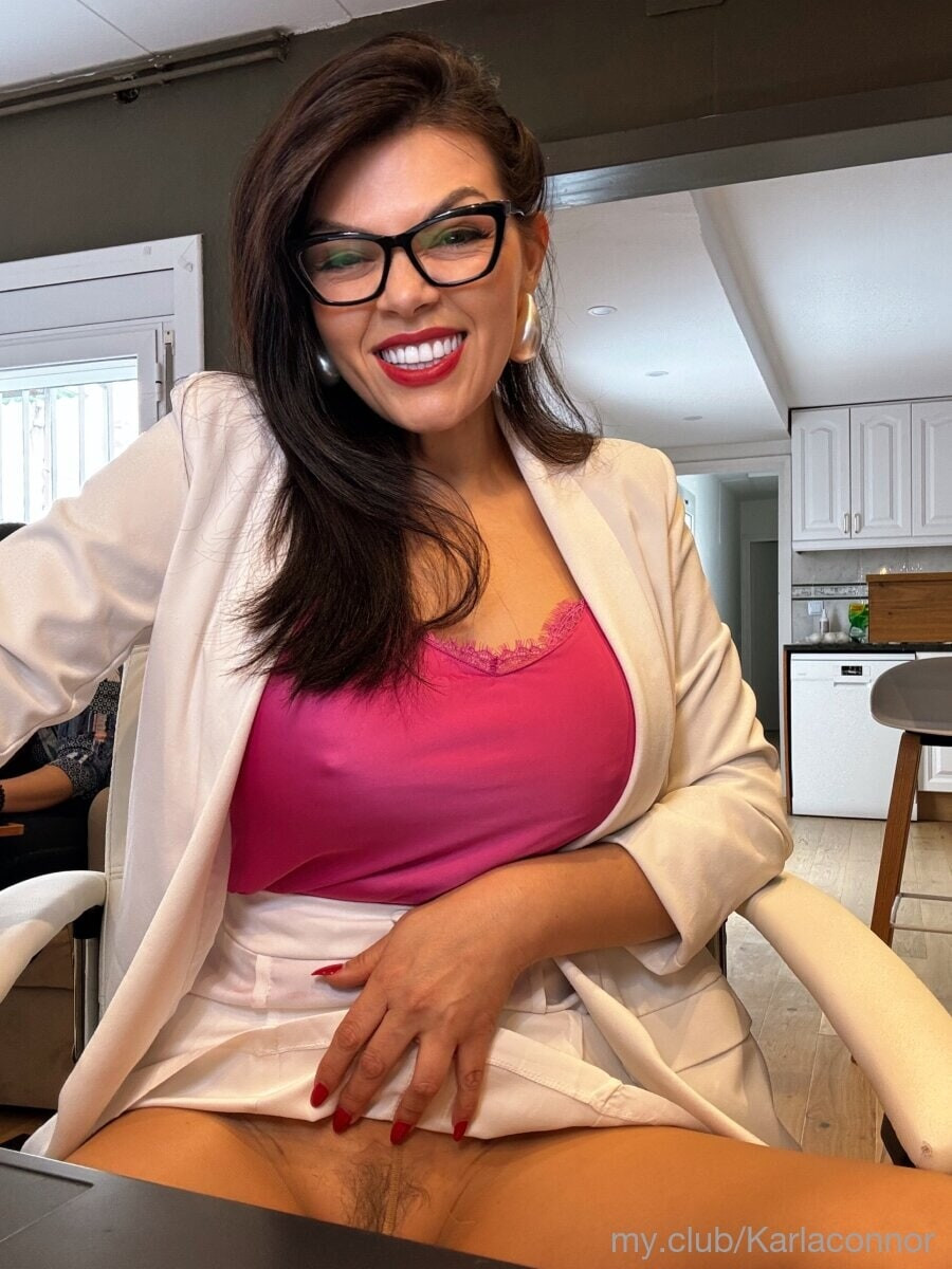 Carla Connor Free Photos