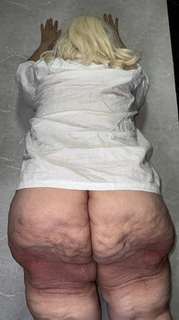 Should I button my shirt?