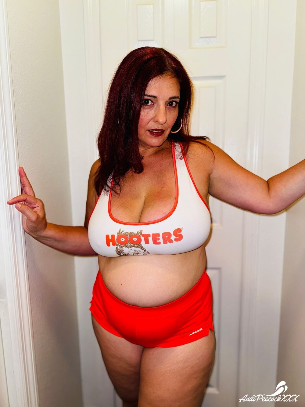 Hairy Hooters Girl #26