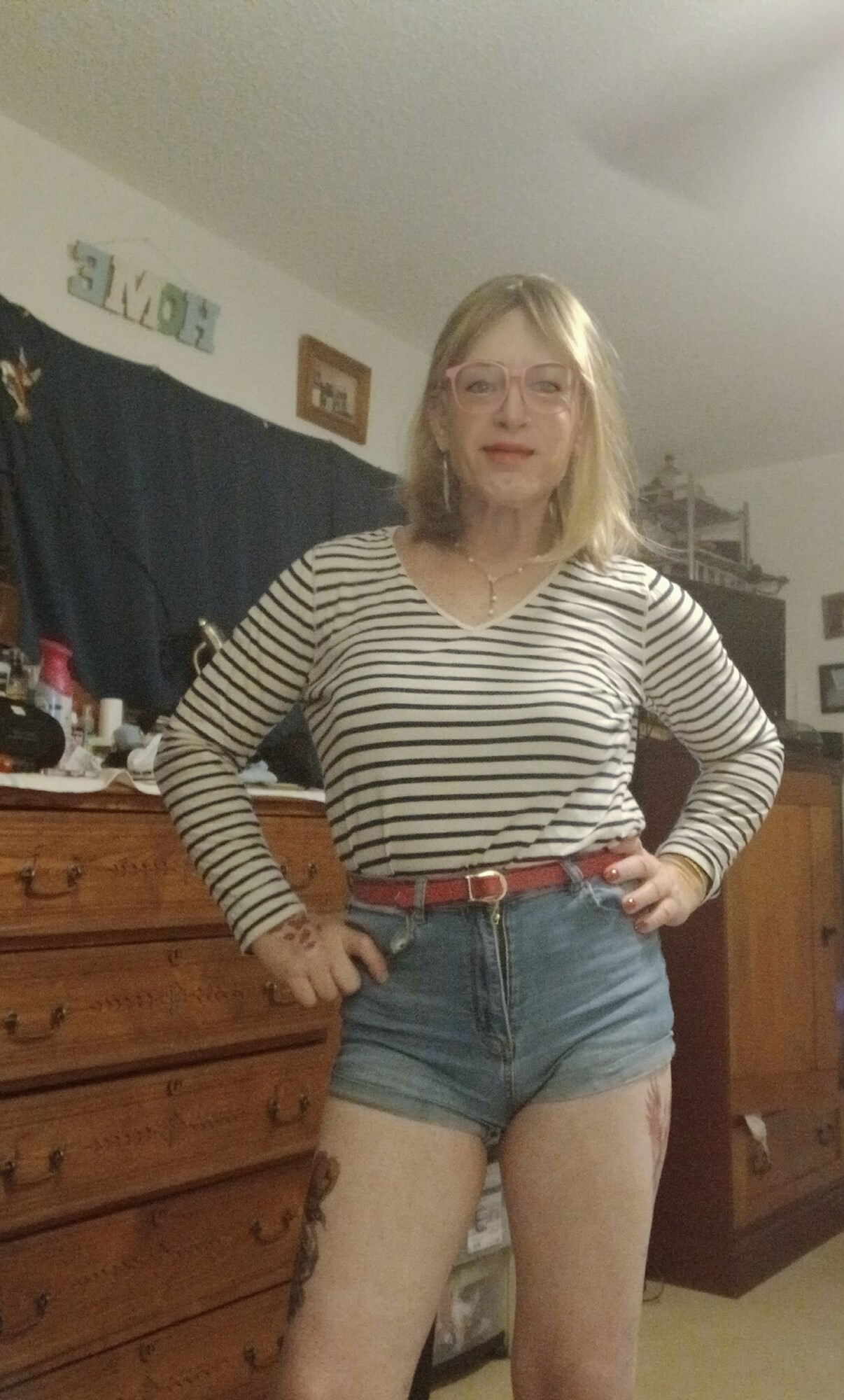 Lisa B. (Outfits)B