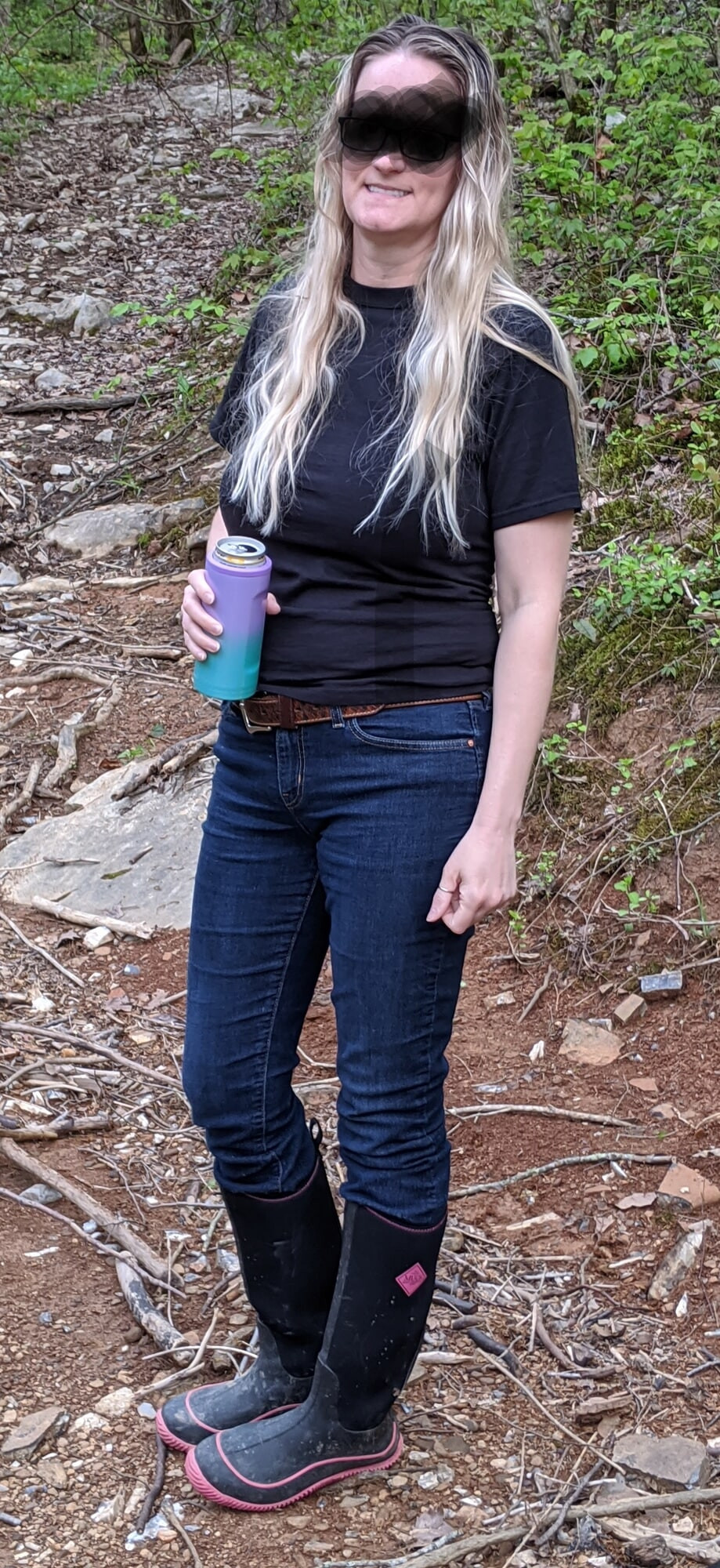 Clothed Mudcricket #38