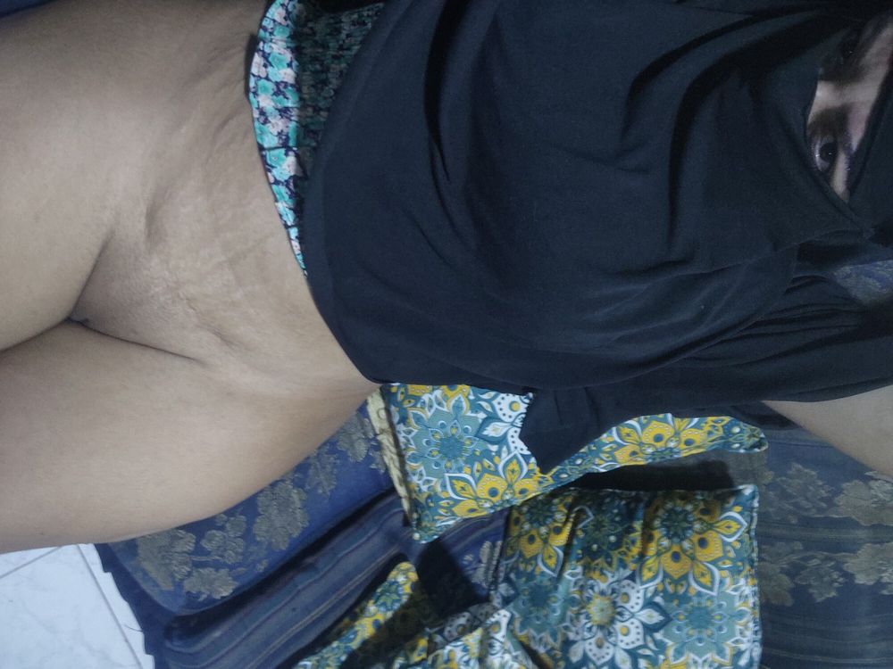 My Muslim Big Tits Arab In Hijab Showing Ass, Tits And Pussy