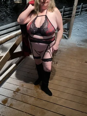 bbw wife sexy holiday         