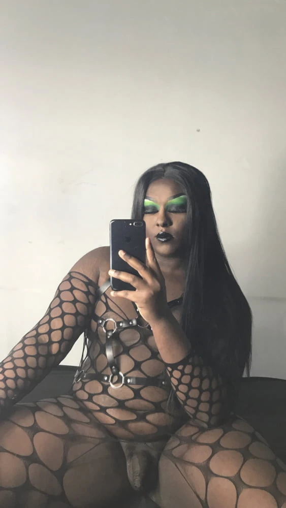 More Mirror Pics #13