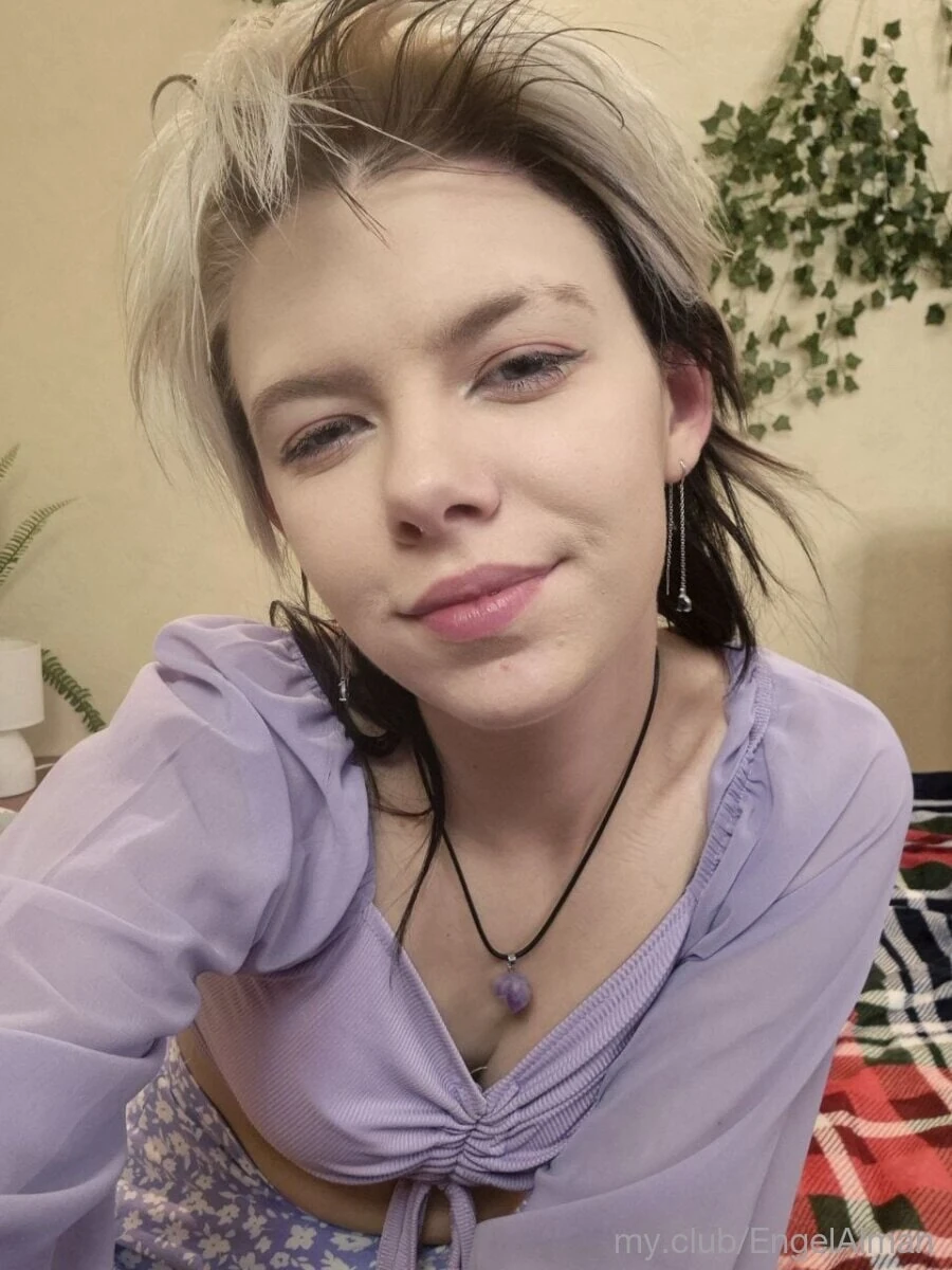 Lilian Free Photos #3