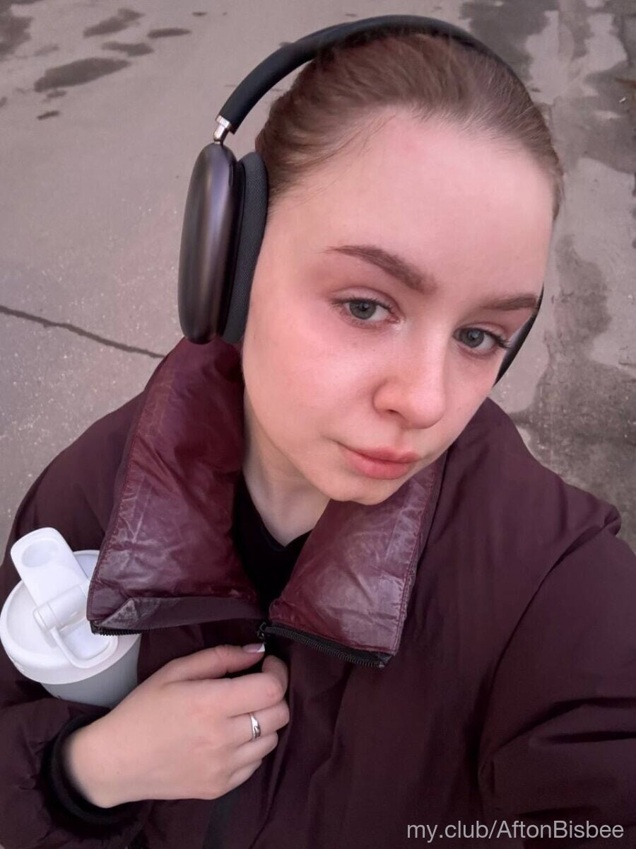 Hannah Free Photos #19