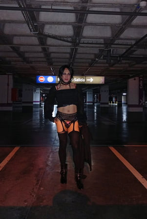 Taniax,Parking slut( street adventures)