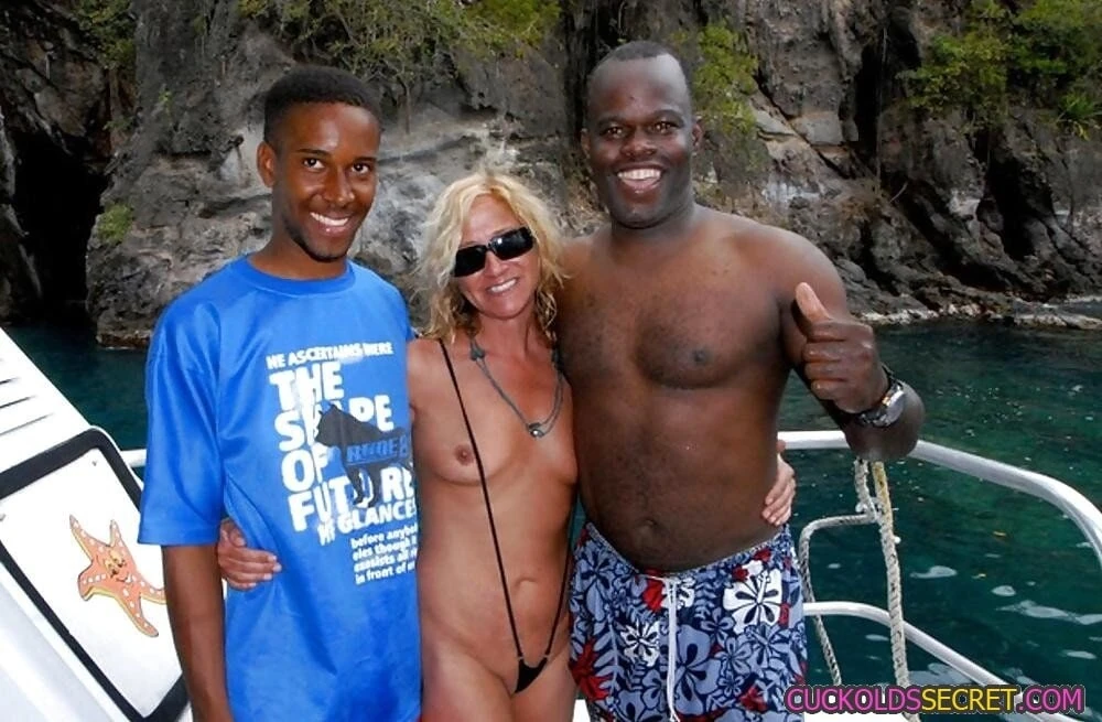 Cuckold MILfs outdoors  #3