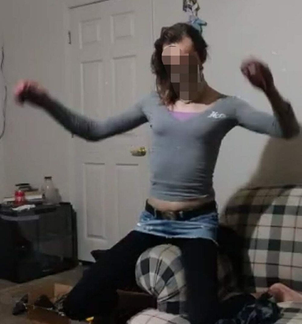 Playing around in different outfits #24