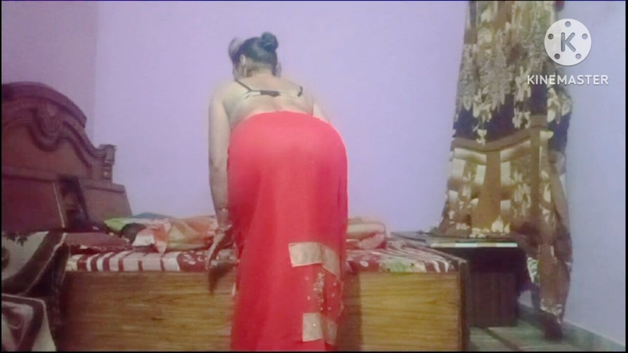 Gunjan bhabhi ki mast moti gaand