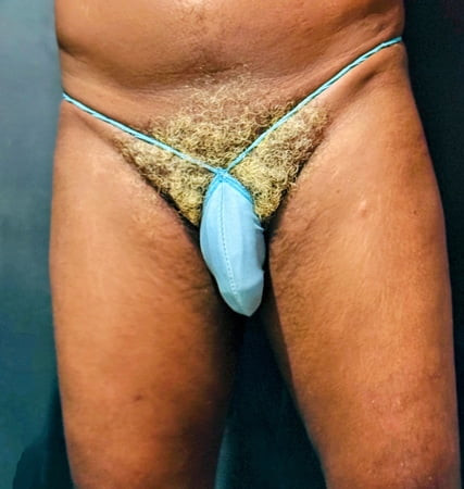 Açık mavi mini tanga ve altın kıllı 