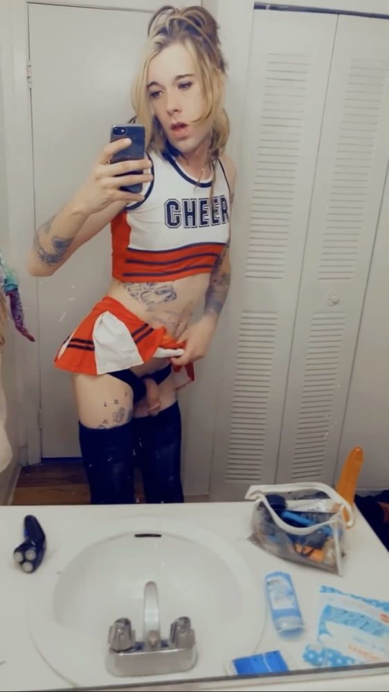 Cute Cheerleader #12