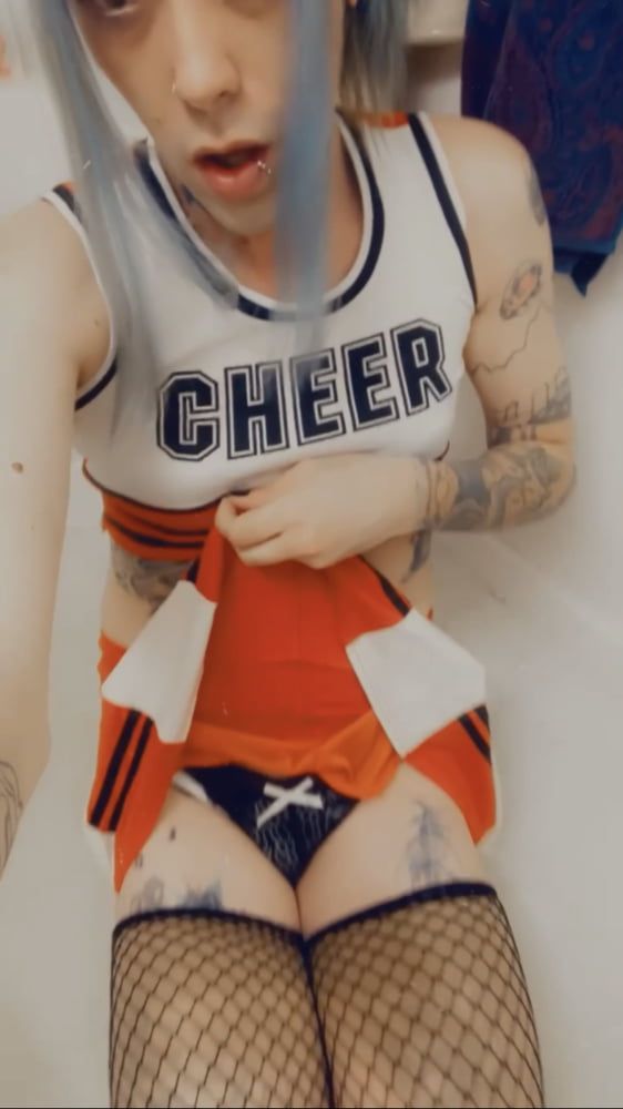 Hot Cheerleader #24