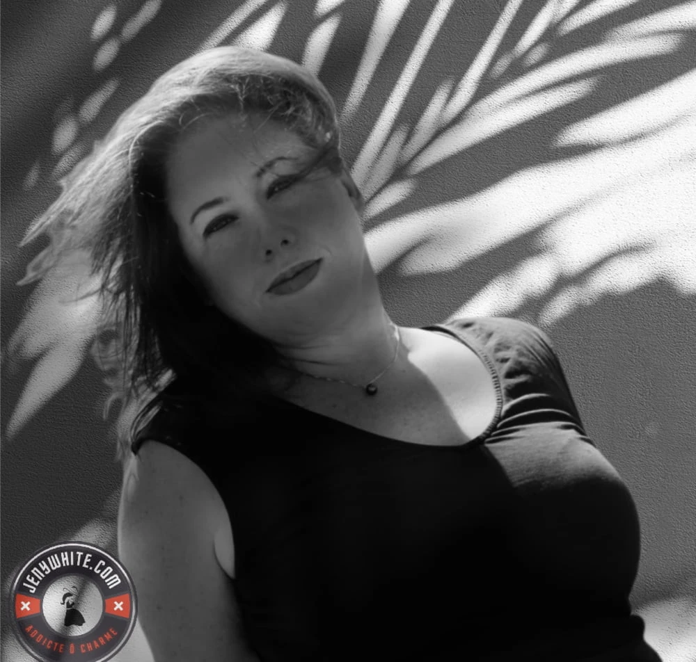 Black/White  #29