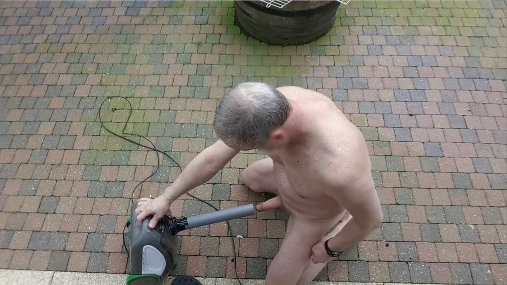  exhibitionist outdoor vacuumcleaner sucking bondage sexshow #26