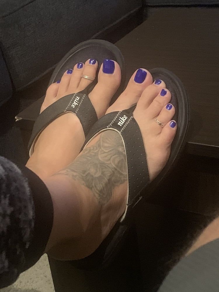 TNT Footwife Painted Toes 1 