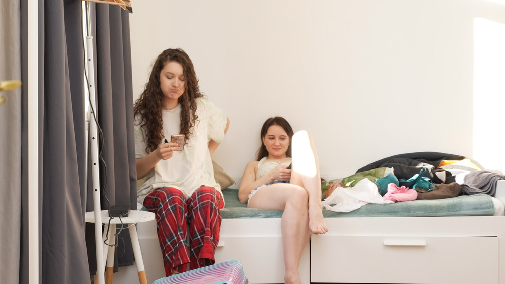 Lazy afternoon with her girlfriend #4