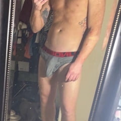 Flexin in the mirror 