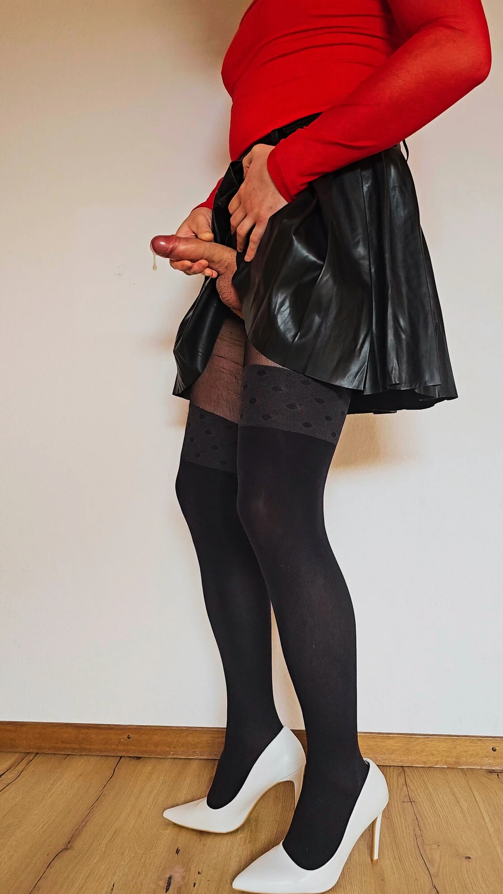 Under the skirt #4