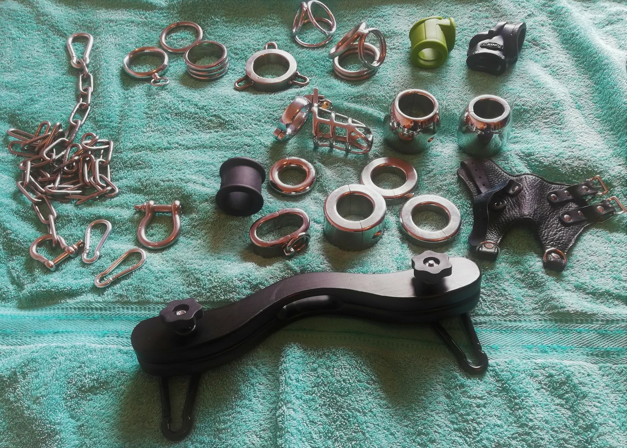cockrings and ballstretchers