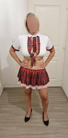 Moi, mature en ecoliere sexy