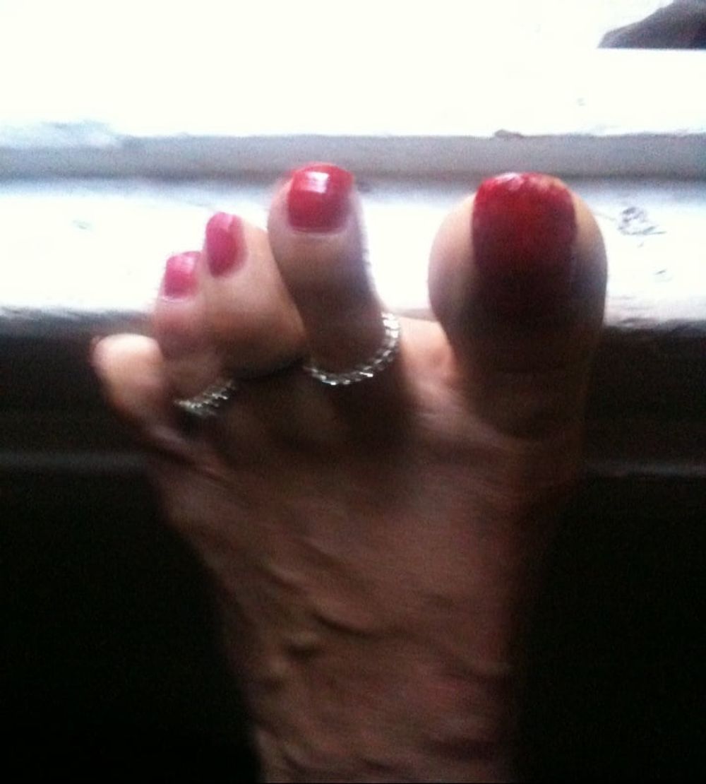 red toenails mix (older, dirty, toe ring, sandals mixed). #29