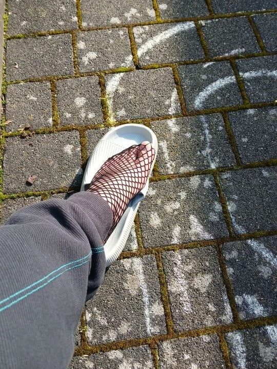 Outdoor feetfun #2